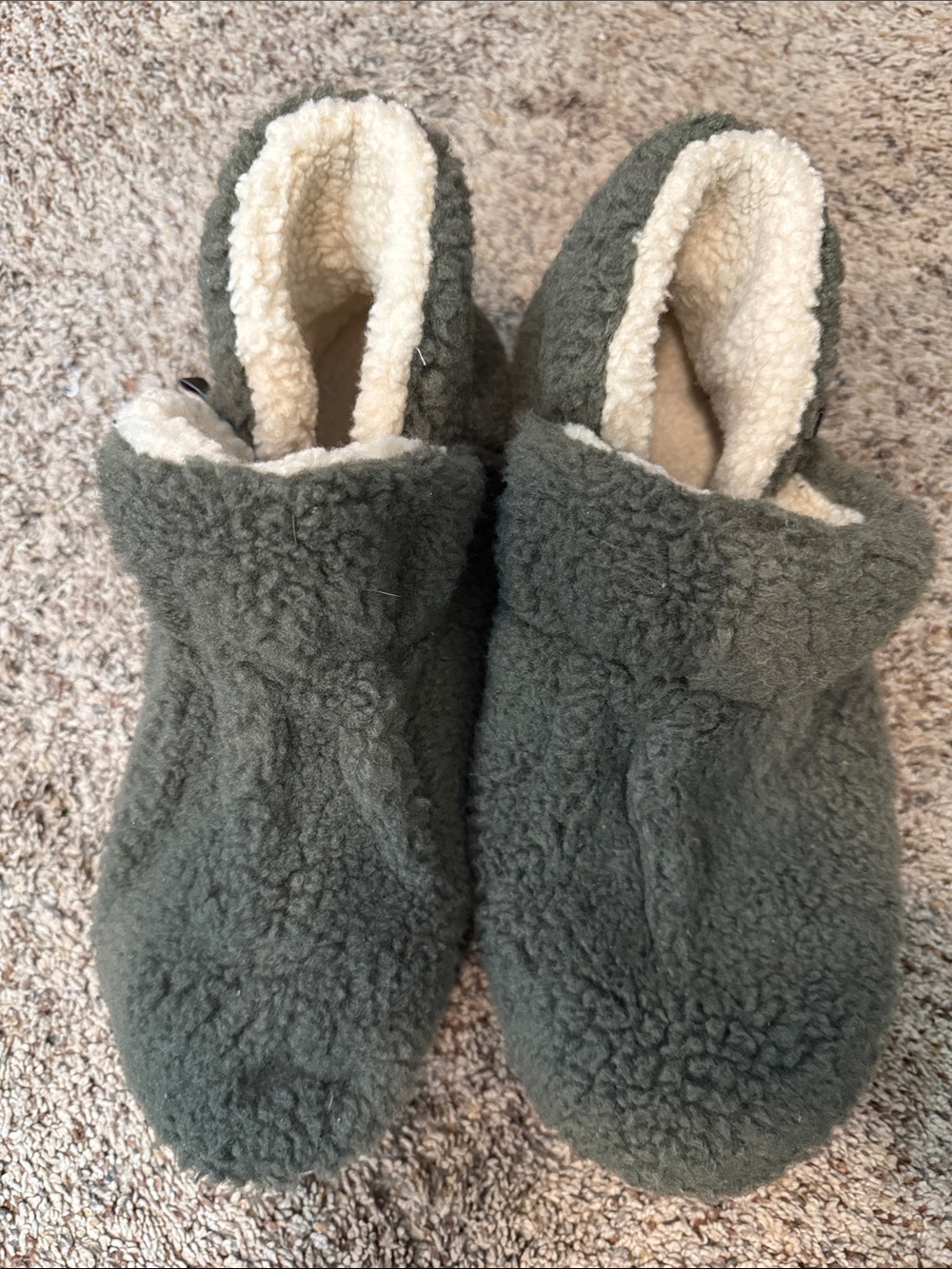 L.L. Bean Cozy Sherpa Slip-On Slippers House Shoes - Olive Green Size 11 - Picture 6 of 9